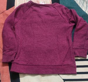 Kids Girls Winter Sweat Shirt Like New 🆕