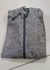 Men Jacket/ Wind Cheater