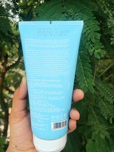 Dot &amp; Key ❤️ Bigger 🫐 Barrier Repair Facewash