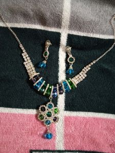 💥Price Drop💥 Peacock Colour Choker Necklace Set