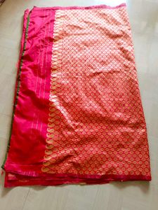 Elegant Red Banarasi Saree ❤️