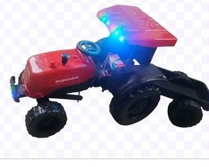 Light Wala Tractor Trali