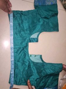Georgette Saree With Blouse