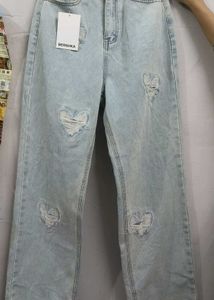 Straight fit Jeans For Women