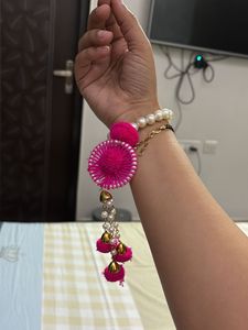 PEARL EVIL EYE HAND ACCESSORIES