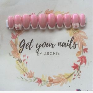 Press-On Nail Set