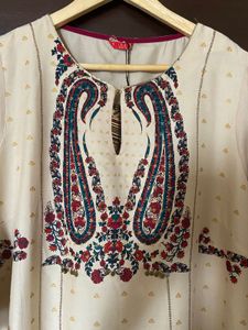 W Women’s Beige Colour Kurta (18)xxxl