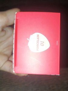 Dot &amp; Key Strawberry Dew Tinted Sunscreen SPF 50+