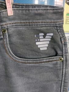 799🔥Giorgio Armani Jeans🌟