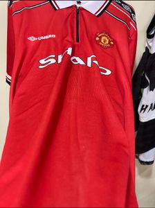 Beckham 1999 with Zip Man utd football jersey