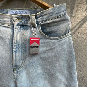 Marlboro Ashtray Keychain