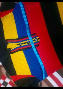 Beautiful Multicolour Woollen Kurti In Xl Size