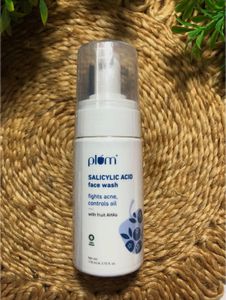 Plum Salisylic Acid Facewash