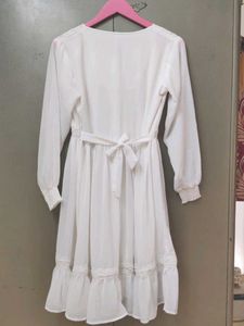 White Lace Georgette Dress – Adjustable Waist (M)