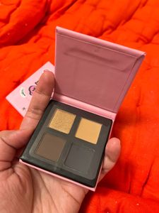 MyGlamm Drama Queen Eyeshadow Kit