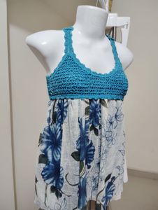 Size S- Floral Crochet Tank Top