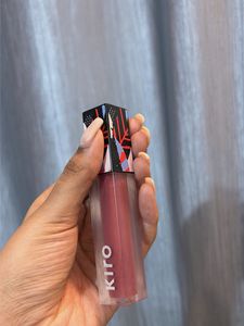 KIRO luxury matte lipstick - Sandy rose
