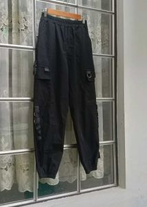 Black Cargo Pant