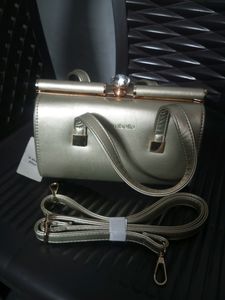 Very Beautiful Embelle Beg New