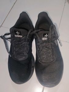 Red Tape Daily Sports Shoes Big Sole Size 7