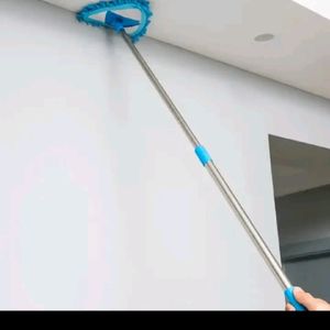 Triangle mop for cleaning