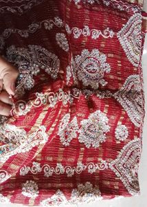 Hey There Everyone Here&#39;s A Cool Saree To Use