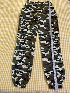 Camo Print Joggers Waist 28