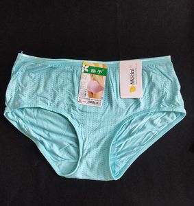 094 - XL Dotted Panties