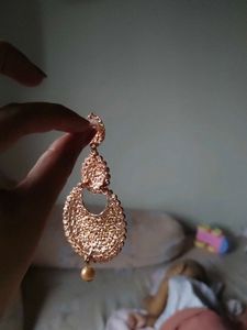 Earings With Mangtika