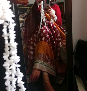 Elegant Maroon Paisley Saree