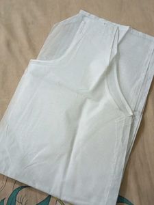 New White Embroidered Chikankari Kurta