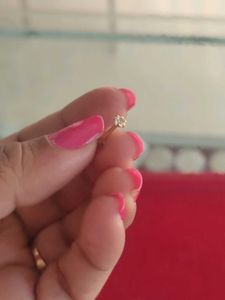 20 K Gold Single  Stone Nosepin Wth Screw