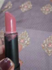 Biotique And Blue Heaven Lipstic Pink