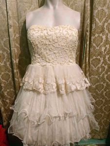 Cream Lace Party Dress