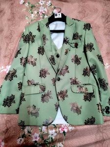 Floral Print Suit - Unique Style