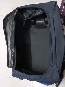 Travelling Bag With Wheels