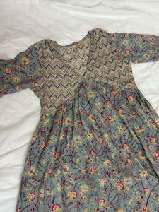 V-neck Anarkali Kurta