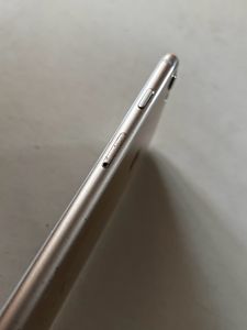 iPhone 6s - 64Gb / 100% Battery Health
