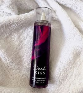 Bath & Body Works Dark Kiss