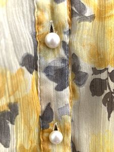 Delicate chiffon Blouse With Pearl Button Detail