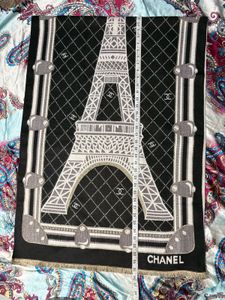 Chanel Eiffel Tower Scarf Semi Winter ❄️