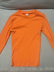 Orange ribbed Cute top