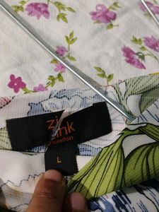 Girls Top   Size L. Pack Of 2