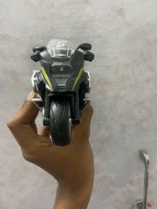 Homeware Police Motorcycle Toy - Pull Back Motorcy