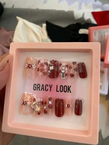 Artificial Nails For Sale!