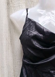 Sleek Black Bodycon Dress