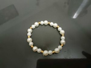 Pearl And Gold Beads Bracelet