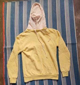 Pastel Yellow Lace Trim Hoodie