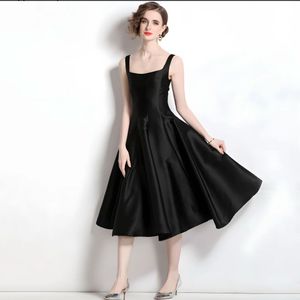 Very Beautiful Dress Black In Colour Size - Small