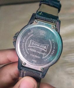 Mens Analogue Watch.